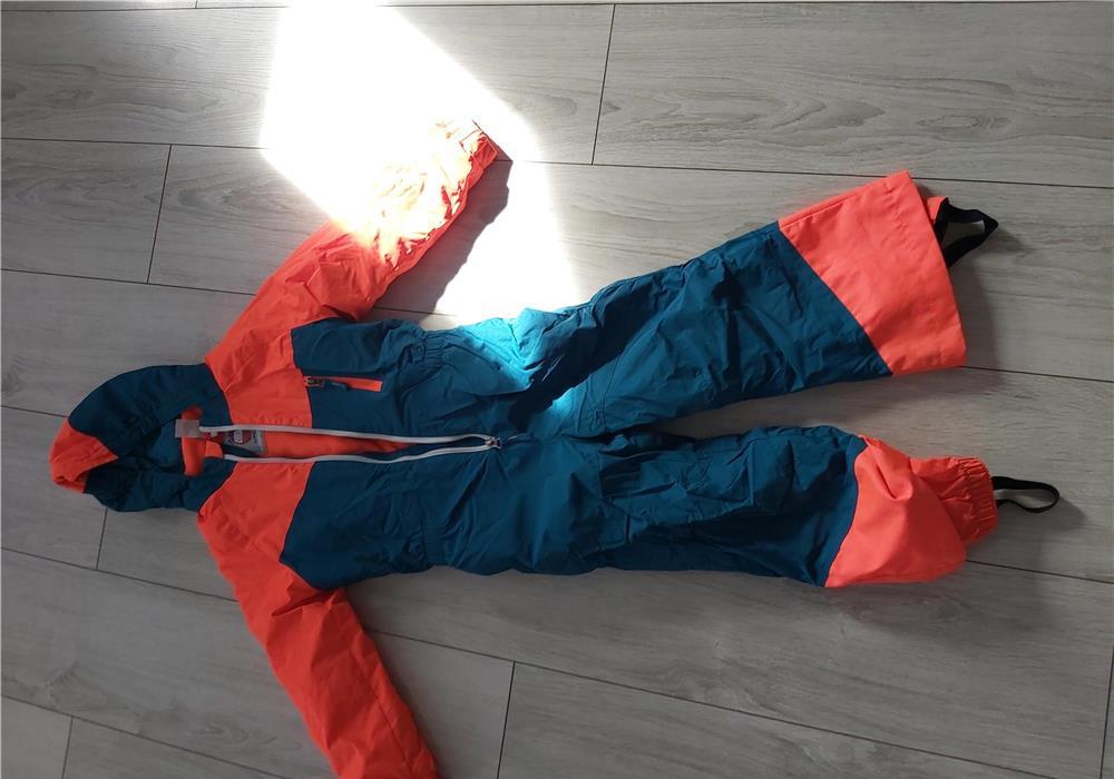 Costum pentru ski gen salopeta unisex 5 ani