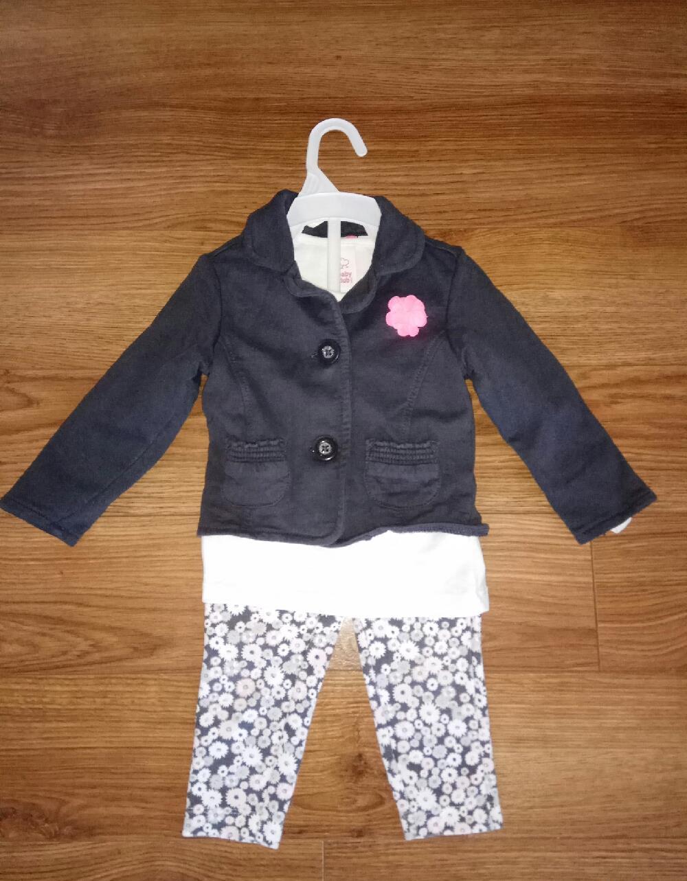 Costumas 3 piese bumbac pt fetite C&A marime 74 , 9-12 luni