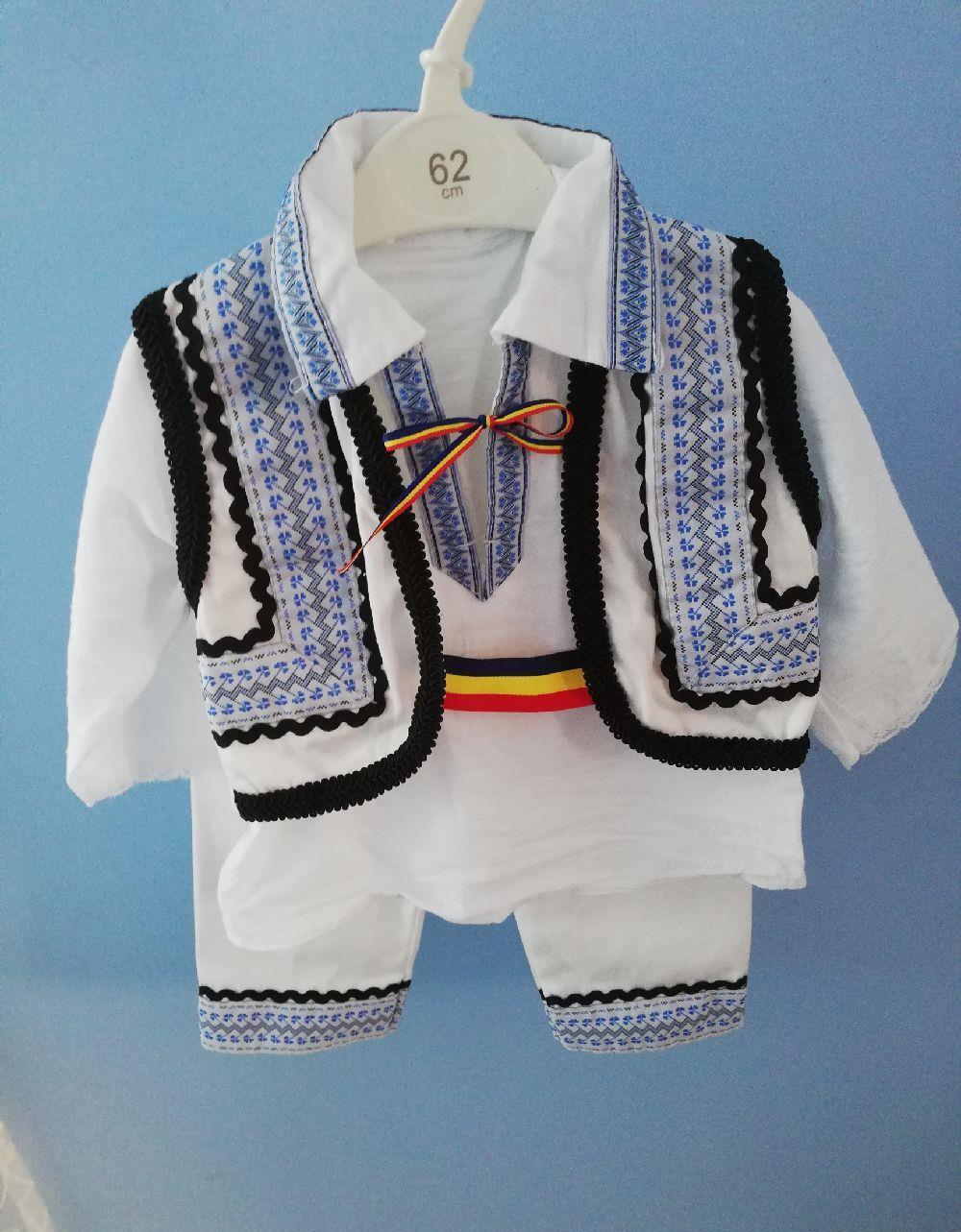 Costumas traditional