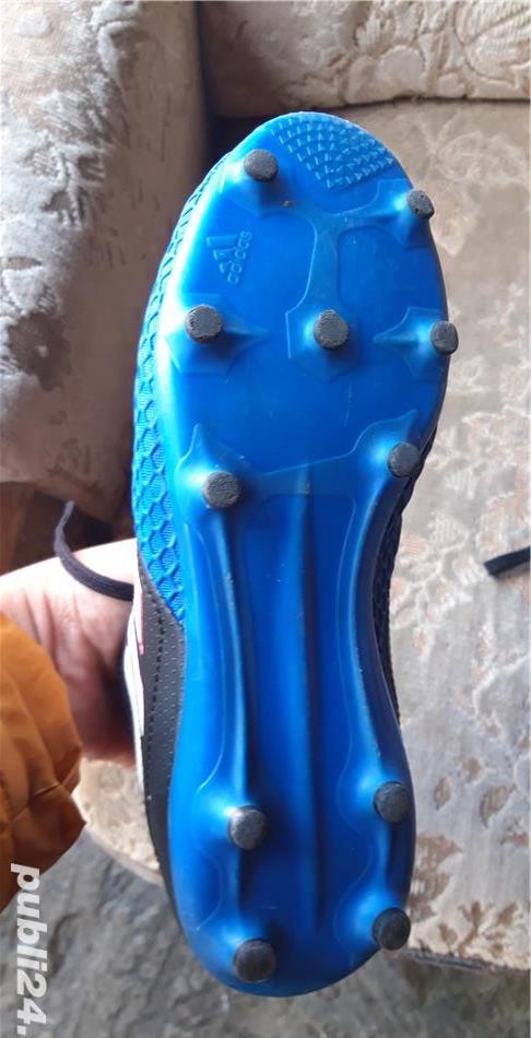 Crampone băieți mar 36,5 nike cu ciorap la 50  lei
