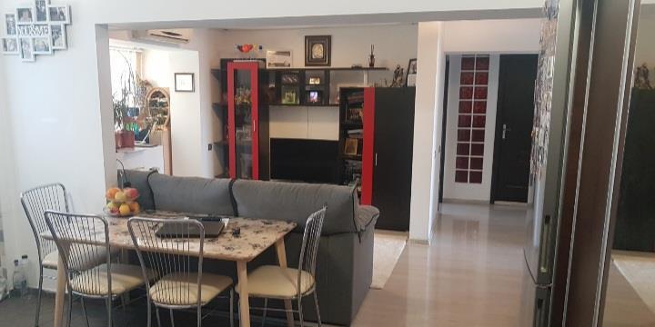 Crangasi, apartament 4 camere de inchiriat
