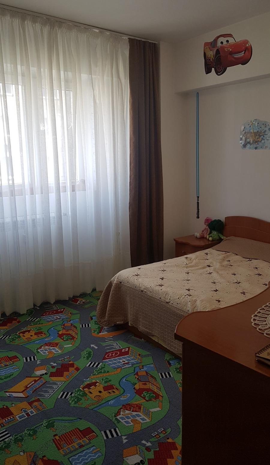 Crangasi, apartament 4 camere de inchiriat