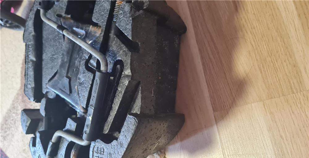 cric si  cheie de roti renault clio