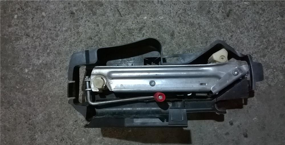 Cric+suport 01-07 MERCEDES W209 W203 C240 C320 CLK320 C230 cod original a 203 583 03 15