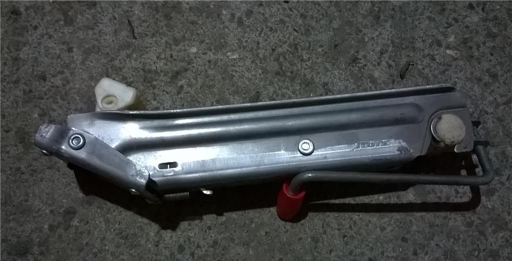 Cric+suport 01-07 MERCEDES W209 W203 C240 C320 CLK320 C230 cod original a 203 583 03 15