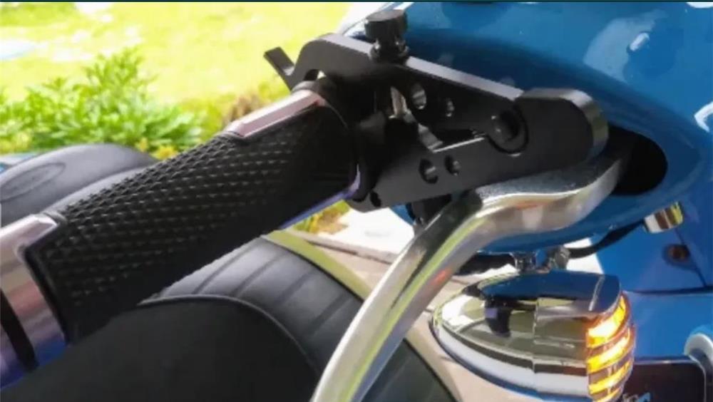 Cruise control pilot automat acceleratie moto scuter atv