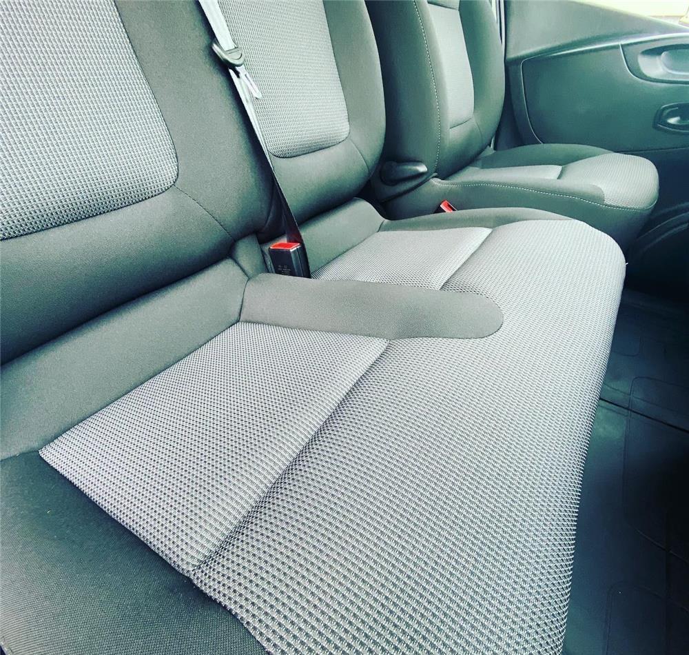Curatare tapiterii auto detailing auto