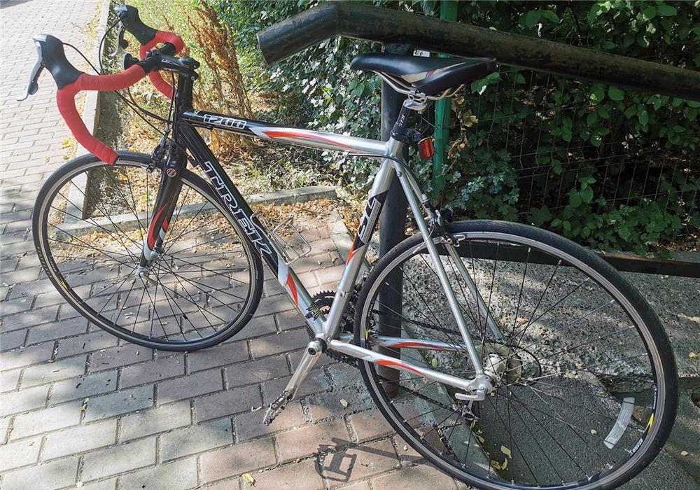 Cursiera Trek 1200 echipare premium