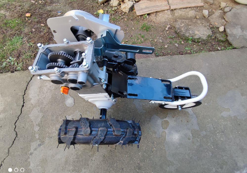 Cutie de viteze-transmisie+roti cauciuc+suport motor motosapa-motocultor