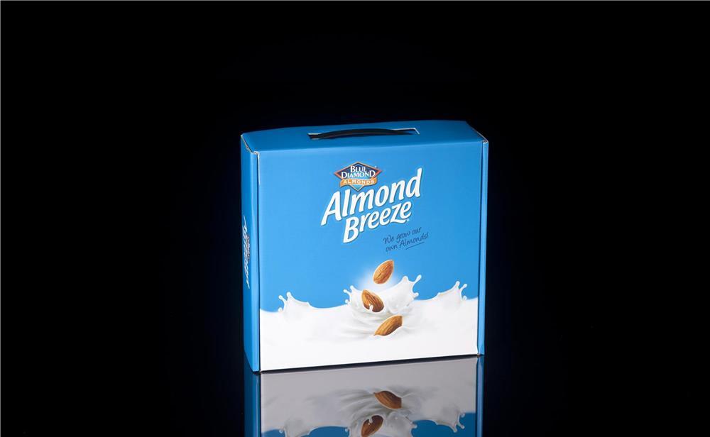 Cutie speciala Almond Breeze