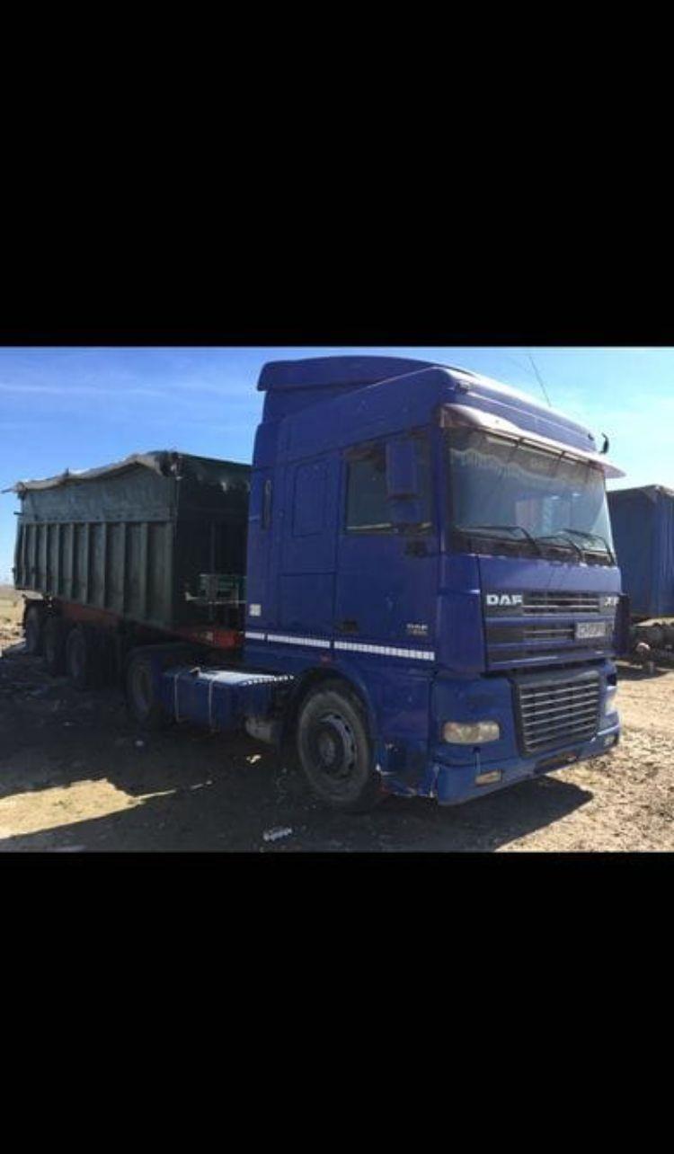 DAF XF95 cu remorca