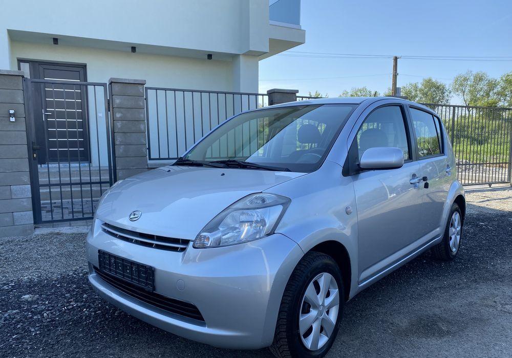 ••• Daihatsu Sirion •••