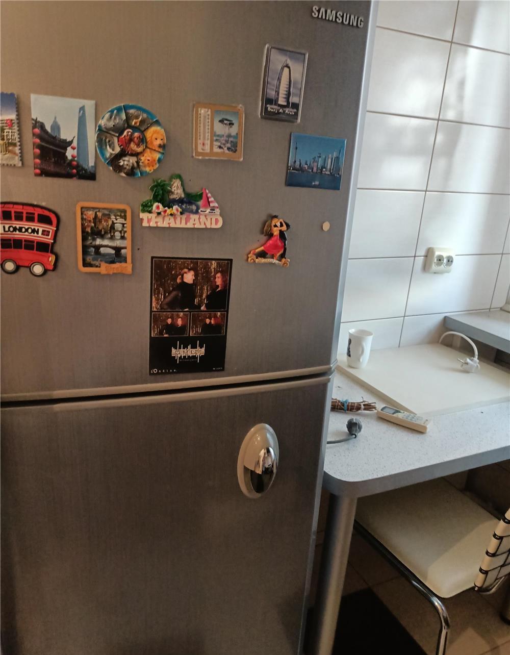 Dau spre închiriere garsoniera