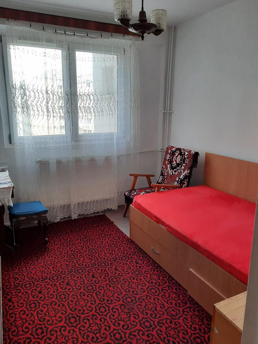 de inchiriat 2 camere la bloc