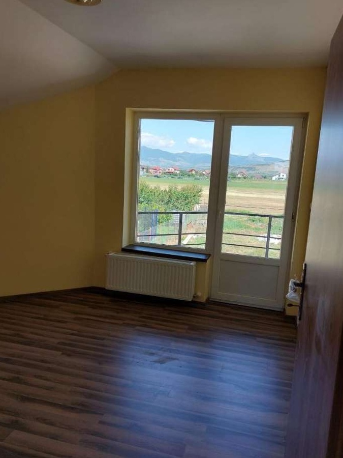 De inchiriat Casa individuala, zona Micesti.