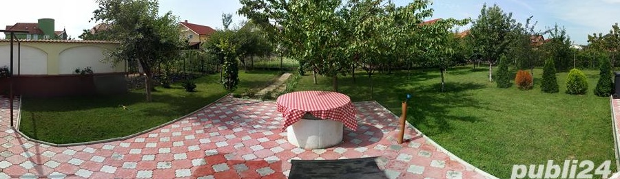 De inchiriat casa/vila/spatiu comercial (sau 9 camere), 540mp, zona Nufarul