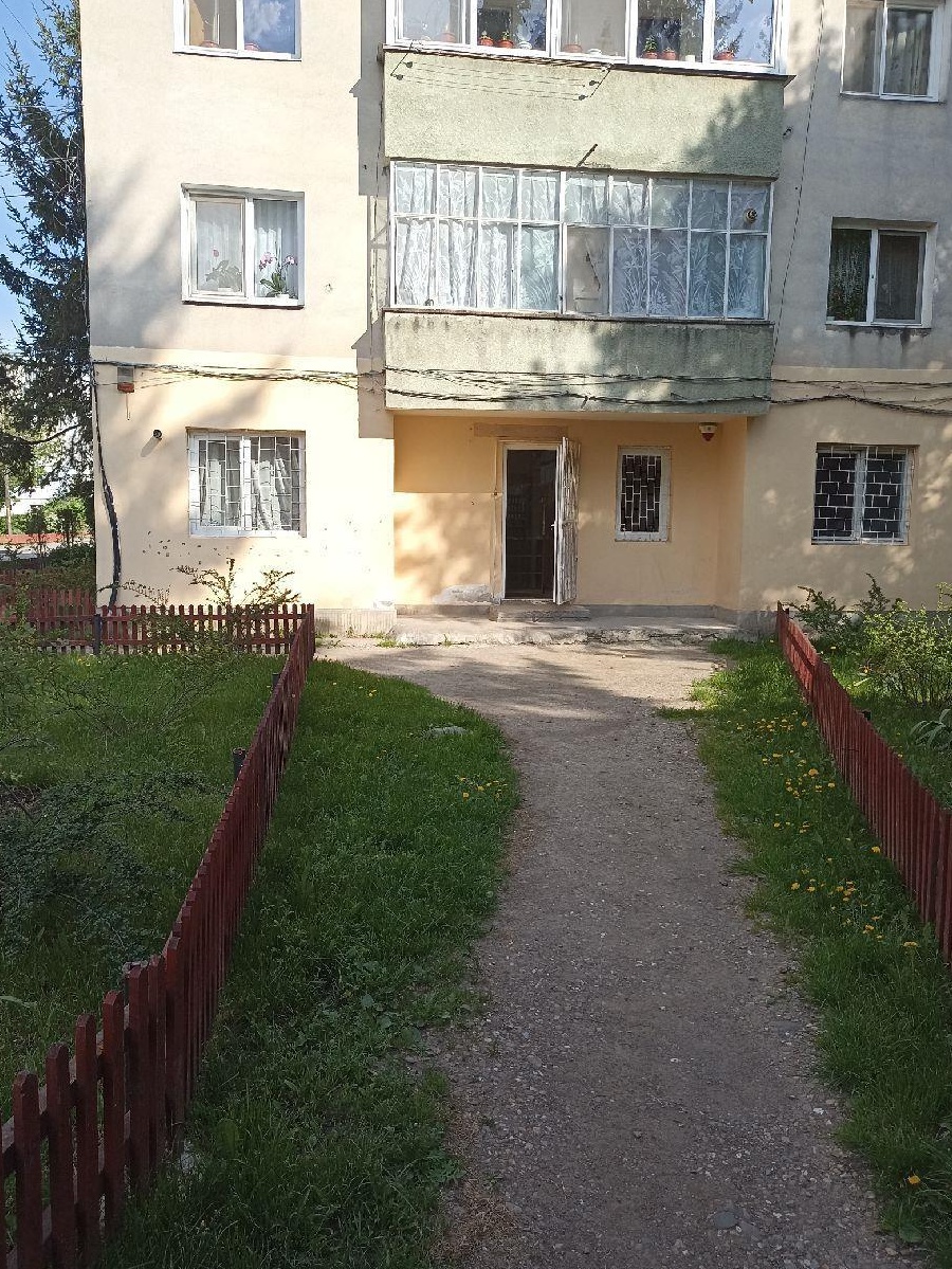 De inchiriat spatiu comercial