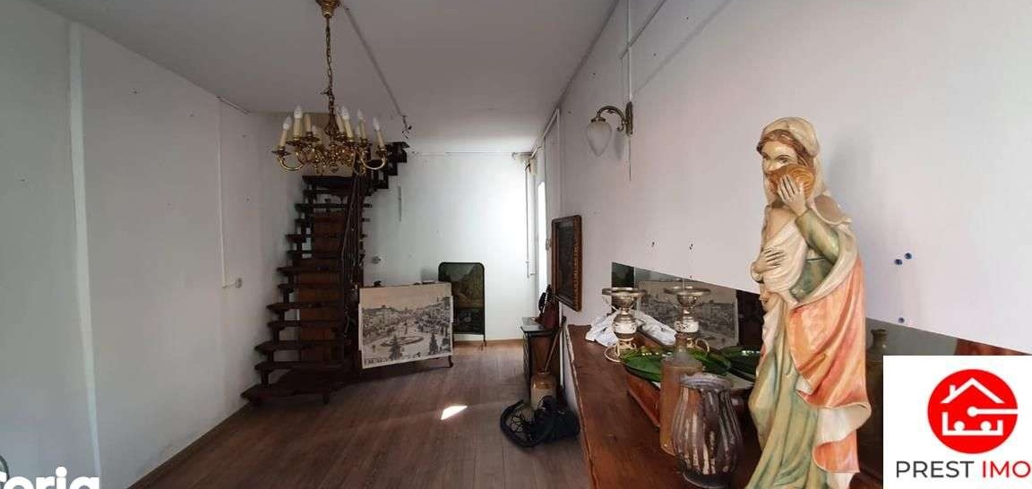 De inchiriat spatiu comercial in centru