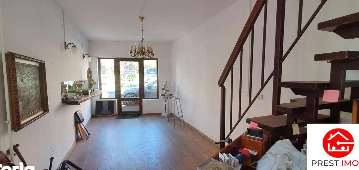 De inchiriat spatiu comercial in centru