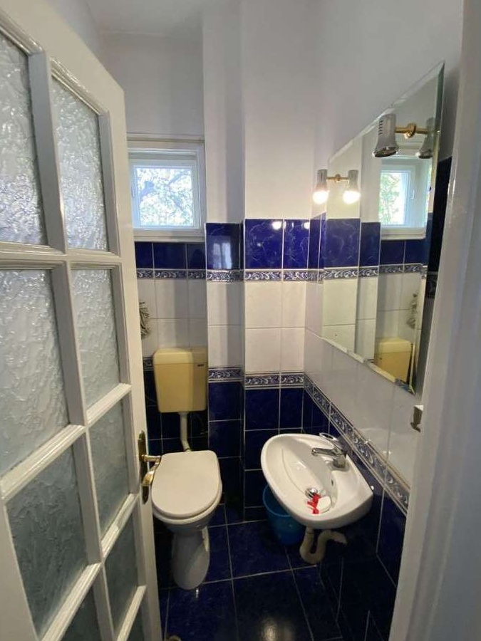DE INCHIRIAT VILA /BIROURI - Zona Str. Republicii
