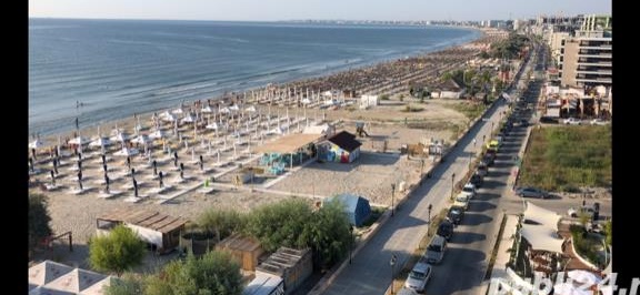 de vanzare apartament 2 camere cu vedere frontala Superba la mare, la alb, nefinisat, 230.000 Euro