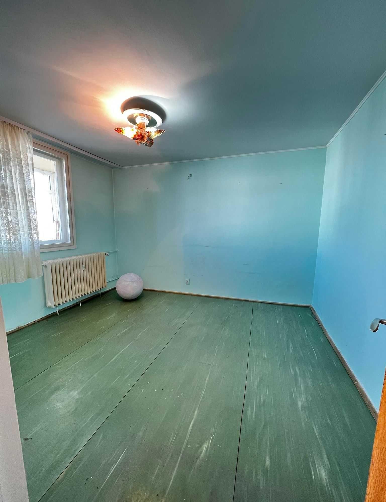 De vanzare Apartament 3 camere /67m2 , zona sectia 13 de politie