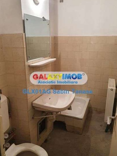 DE vanzare apartament cu 4 camere conf 1 dec etaj 1 Lidl Nord