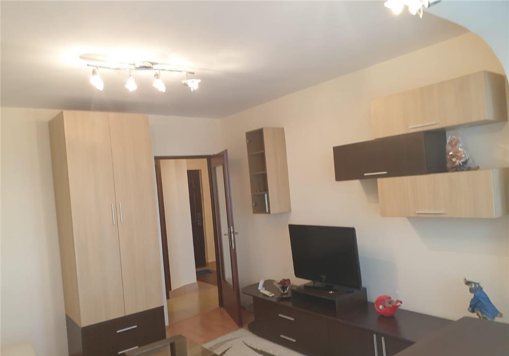 De vânzare apartament cu doua camere in zona Gheorghe Lazar