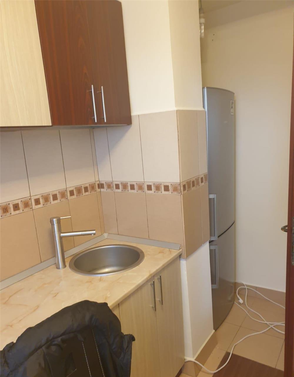 De vânzare apartament cu doua camere in zona Gheorghe Lazar
