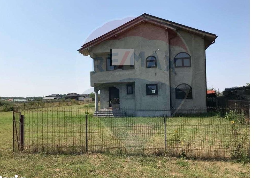 De vanzare | Casa 5 camere la gri 2560 mp teren | Cornetu Buda
