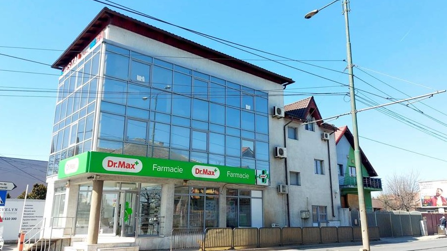 De vanzare clădire de birouri,spatii comerciale,apartamente cu 1si 2 camere,Modern