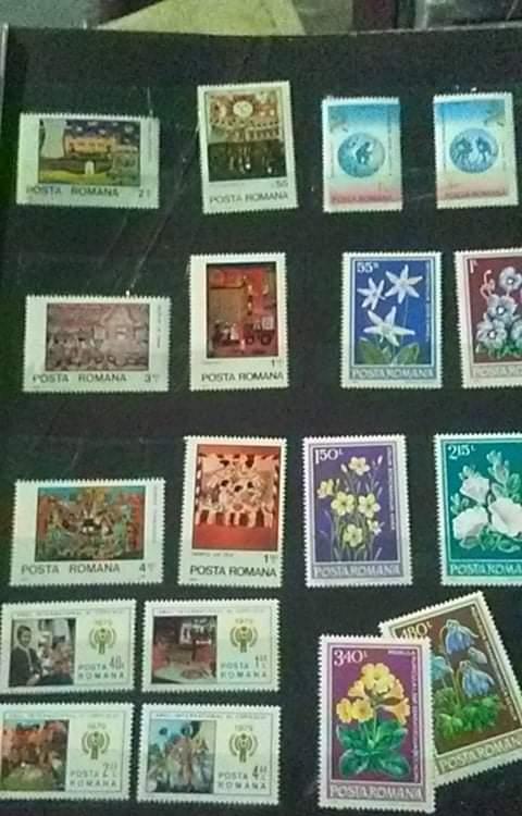 De vanzare clasor cu 179 de timbre.