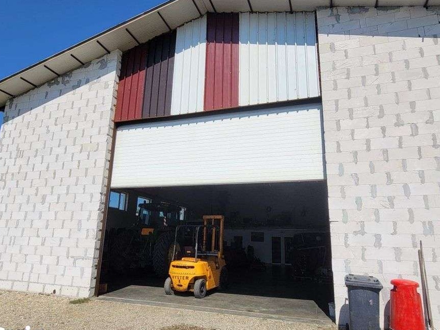 De Vanzare Hala 300 m2 Odoreu