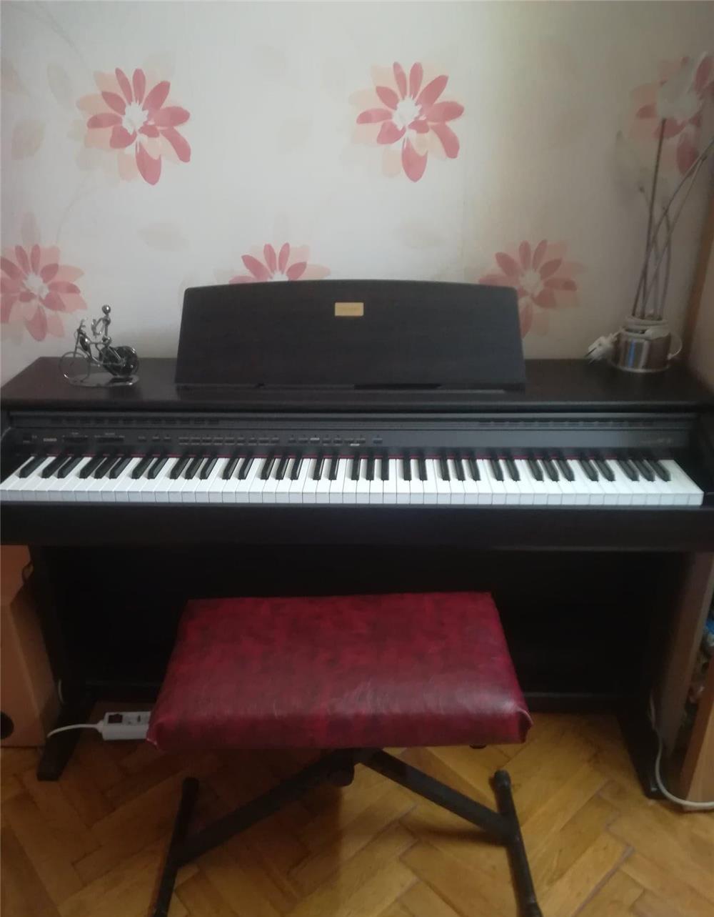 De vânzare pian digital CASIO Celviano AP45