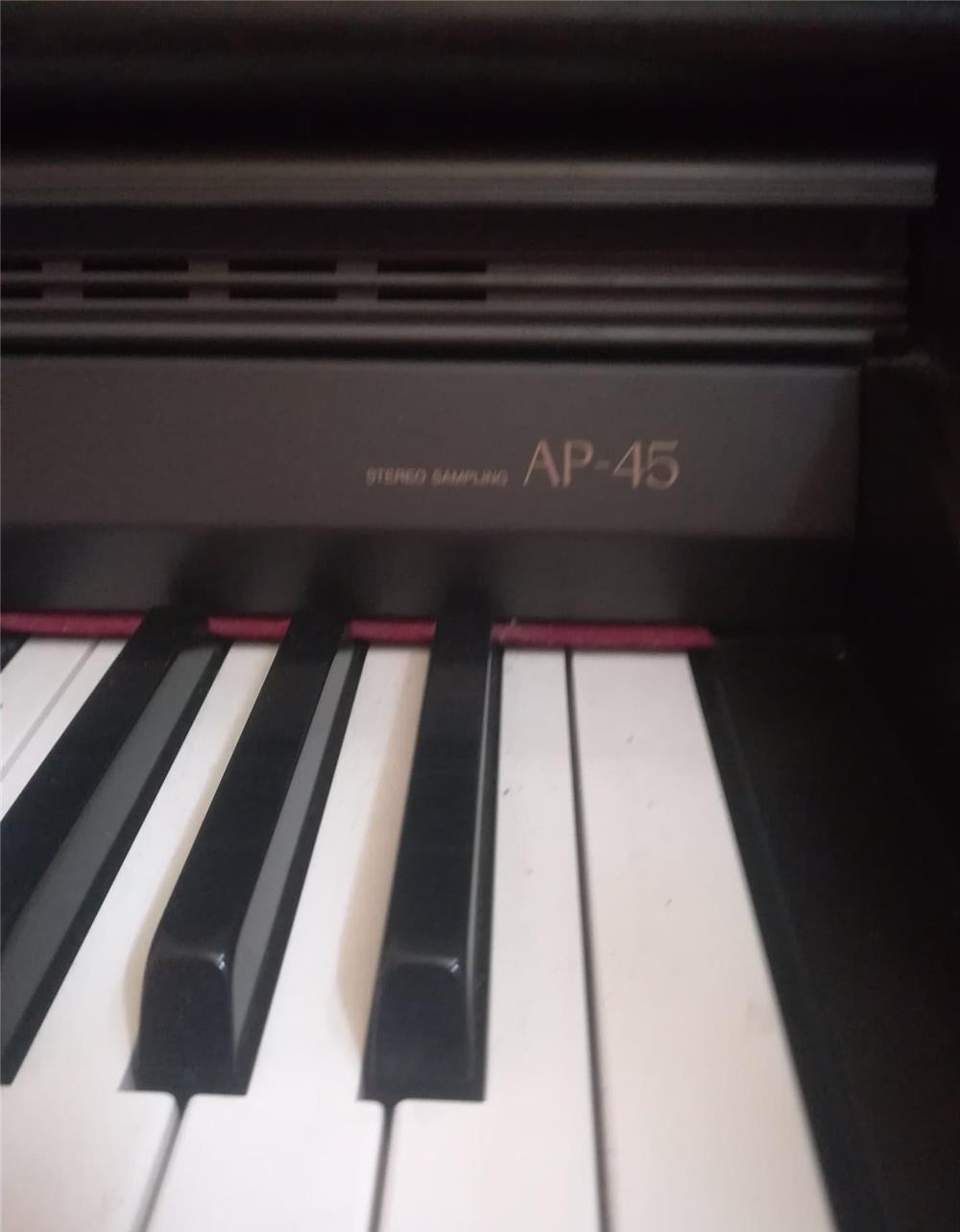 De vânzare pian digital CASIO Celviano AP45