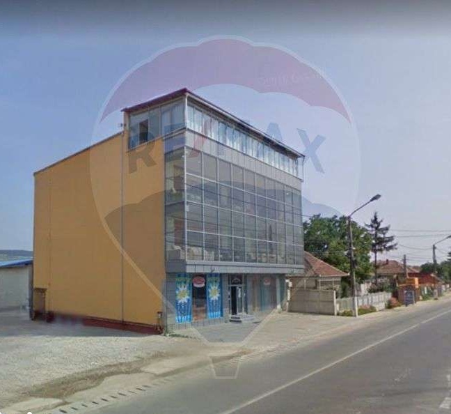 De vanzare spatiu comercial cu expunere maxima | SU 1084 mp