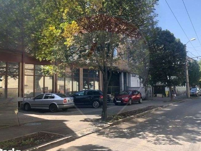 De vânzare spațiu comercial cu randament foarte bun | Semicentral