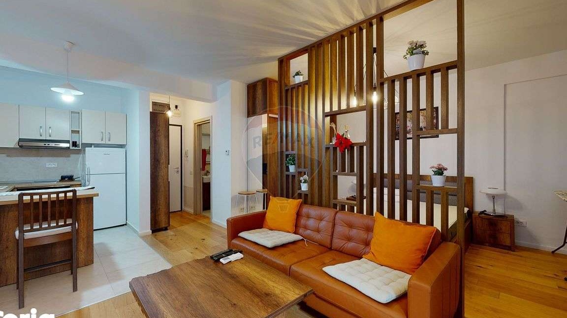 De vanzare studio Aviatiei cu terasa