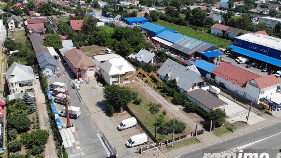 De Vanzare | Teren 2500mp + Casa | Zona comerciala