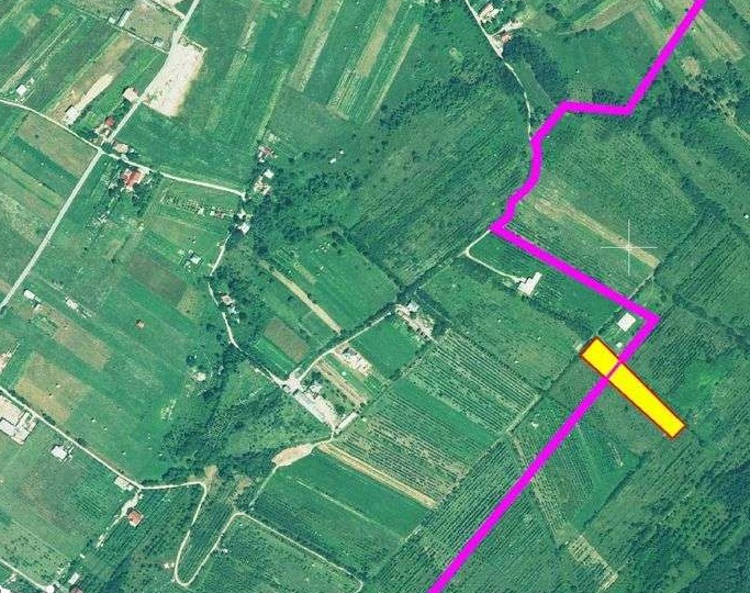 De vânzare teren fânat și livadă