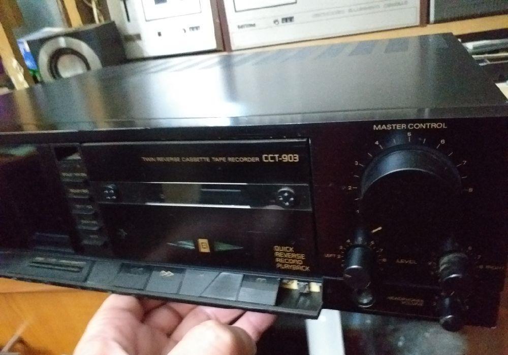 Deck FineArts by Grundig
