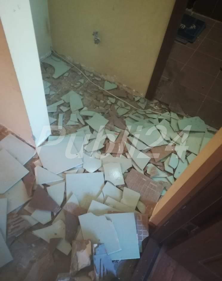 Demolez acoperișuri terase gresie faianță