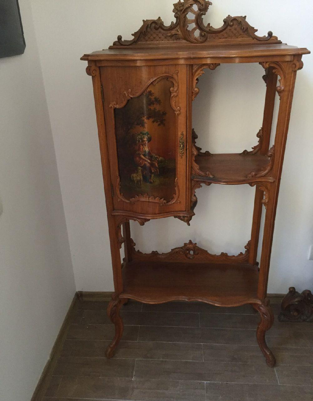 Depozitul de antichităti cumpără ob.vechi de artă.