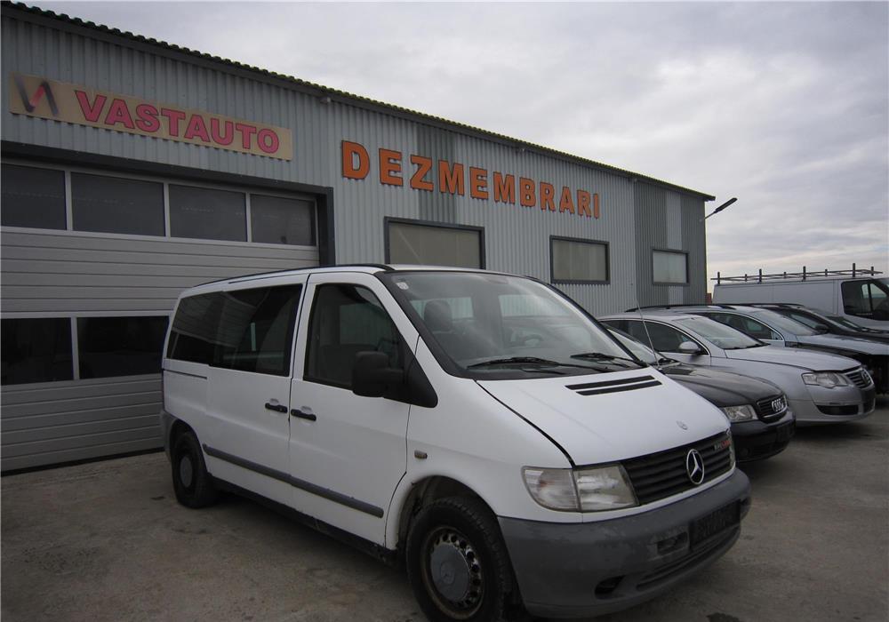 Dezmembram Mercedes Vito 638 2.2 CDI an 1998-2003