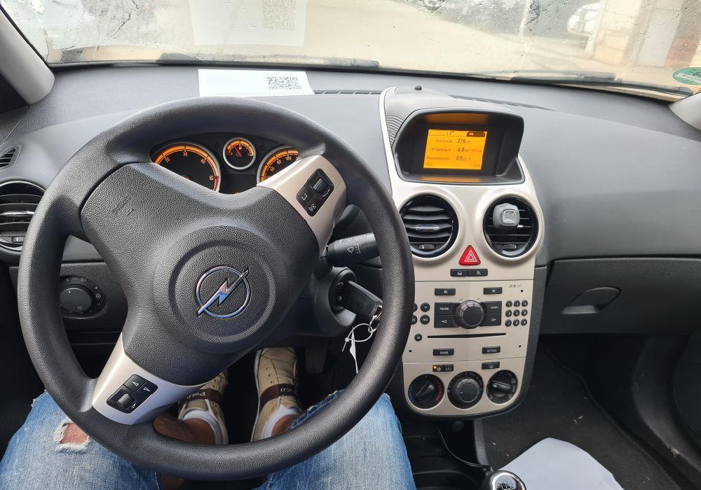 Dezmembram Opel Corsa 1.3 CDTI 55 kW / 75 HP an 2008 Corsa D 1.3CDTI. orice piesa