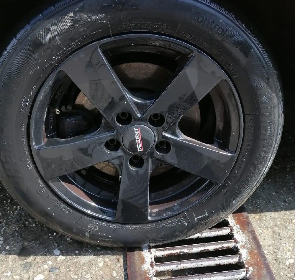 Dezmembram Seat Ibiza. 1.4 benzina 16v cod motor BBY 1596cmc an 2003