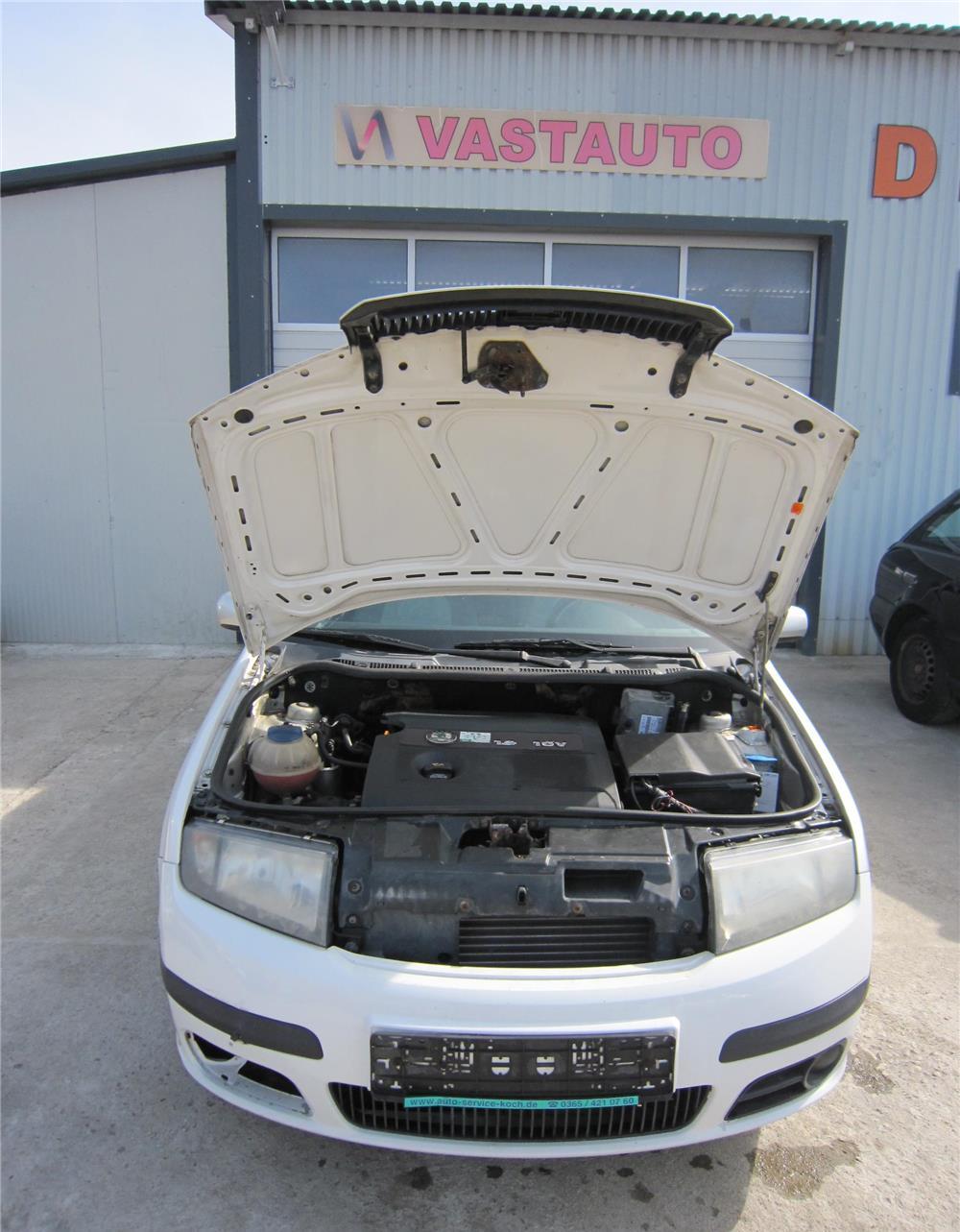 Dezmembram SKODA FABIA 1.4 I COD MOTOR AUA 2001-2008