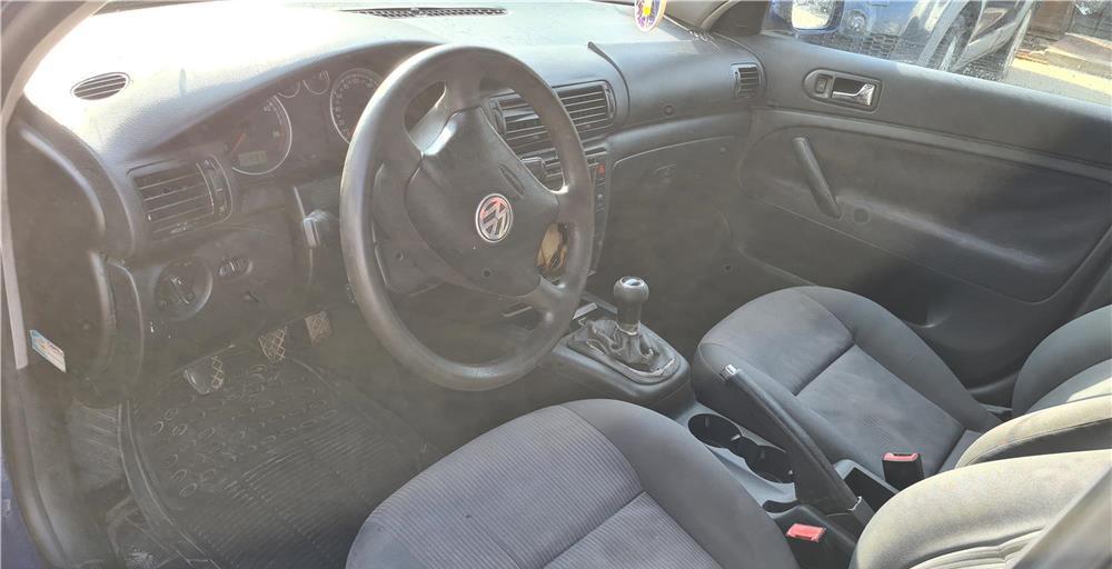 Dezmembram Volkswagen Passat B5.5 1.9tdi 96kw 131cp 6 treptel an 2002.