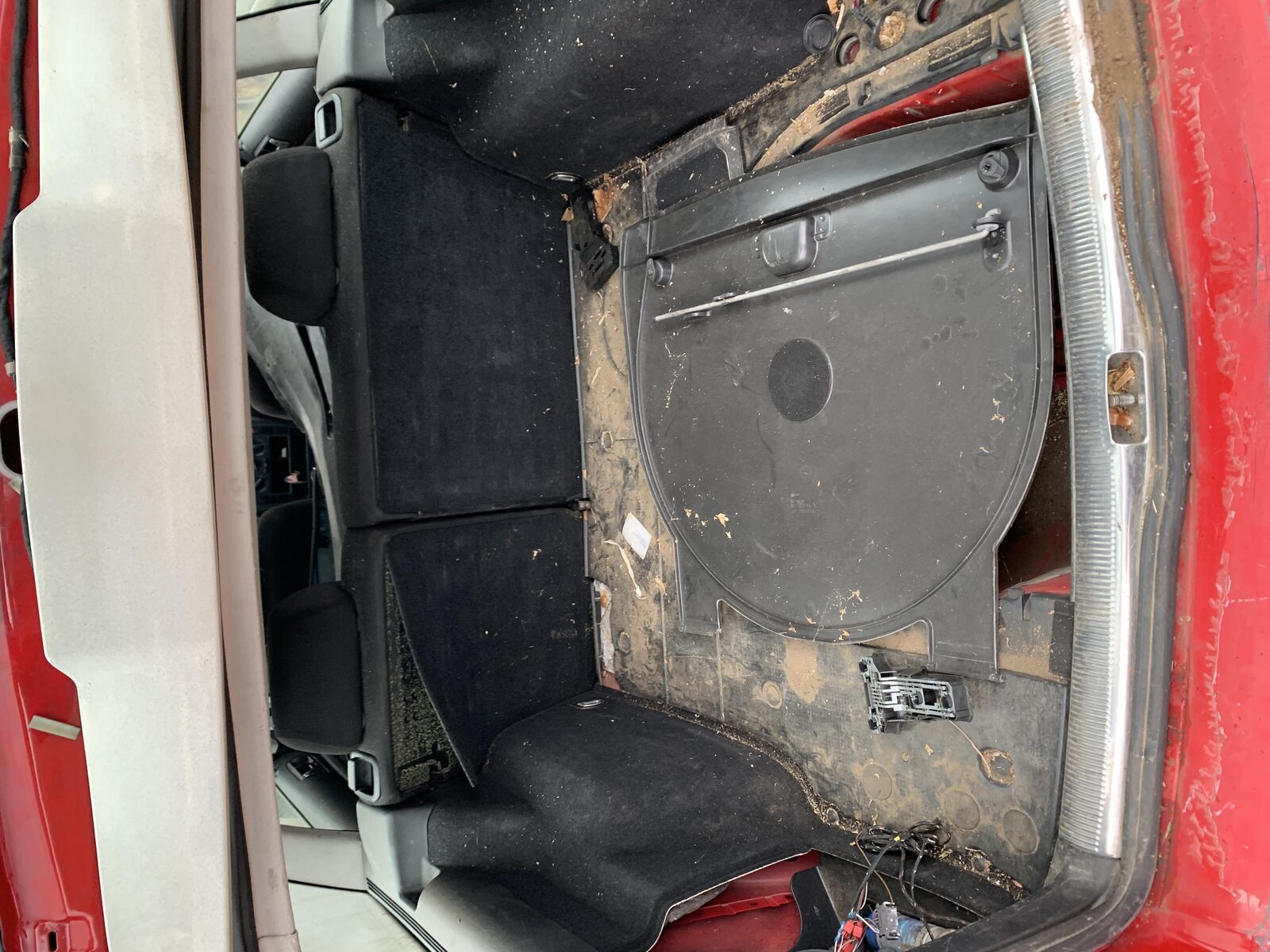 Dezmembram  Volskwagen Passat