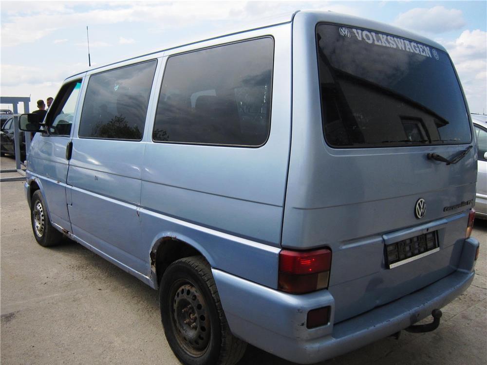 Dezmembram VW CARAVELLE 2.5 TDI Cod motor ACV 102 CP an 1996
